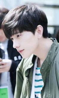 吃瓜娱乐迪丽热巴杨洋,甜蜜互动引粉丝狂欢